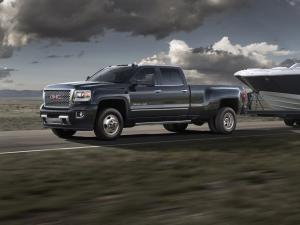 GMC Sierra Denali 3500 HD Crew Cab 2014 года